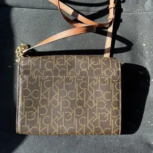 Calvin Klein | Bags | Calvin Klein Key Item Signature